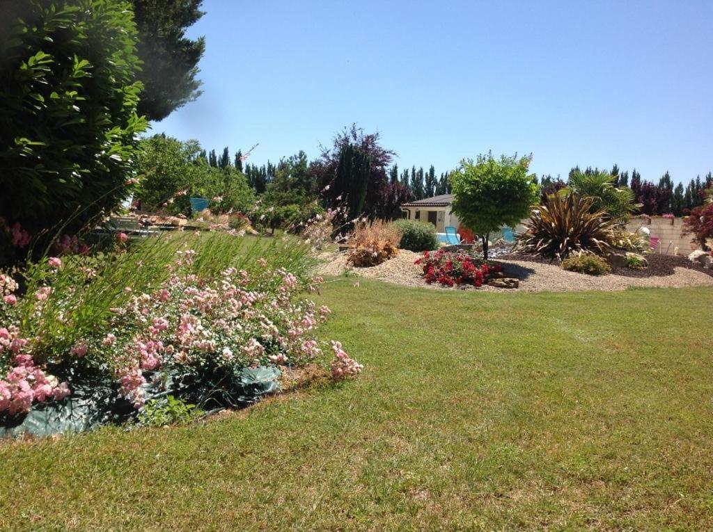 Neuville-du-Poitou Lagalerne Bed & Breakfast エクステリア 写真